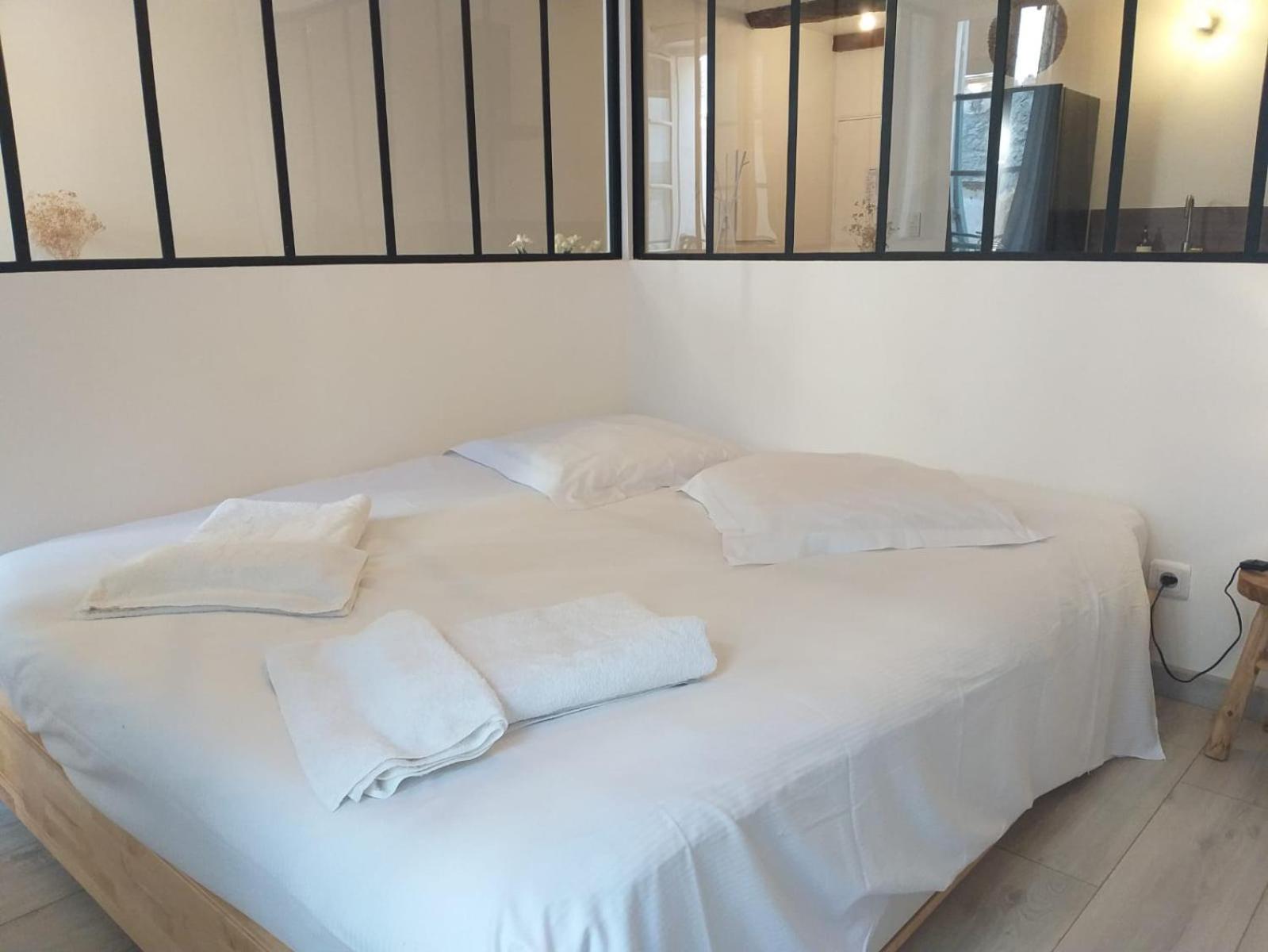 Beau Loft Au Coeur De Toulon Apartman Kültér fotó